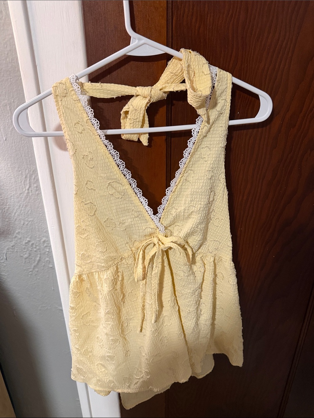 SHEIN Pale Yellow Lace-Trim Halter Tie-Back Camisole